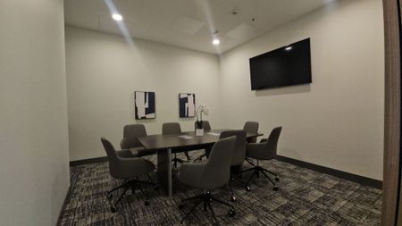 1 BED – DOWNTOWN, 29TH FLOOR OF THE NEW ELI BUILDING! - Photo 2