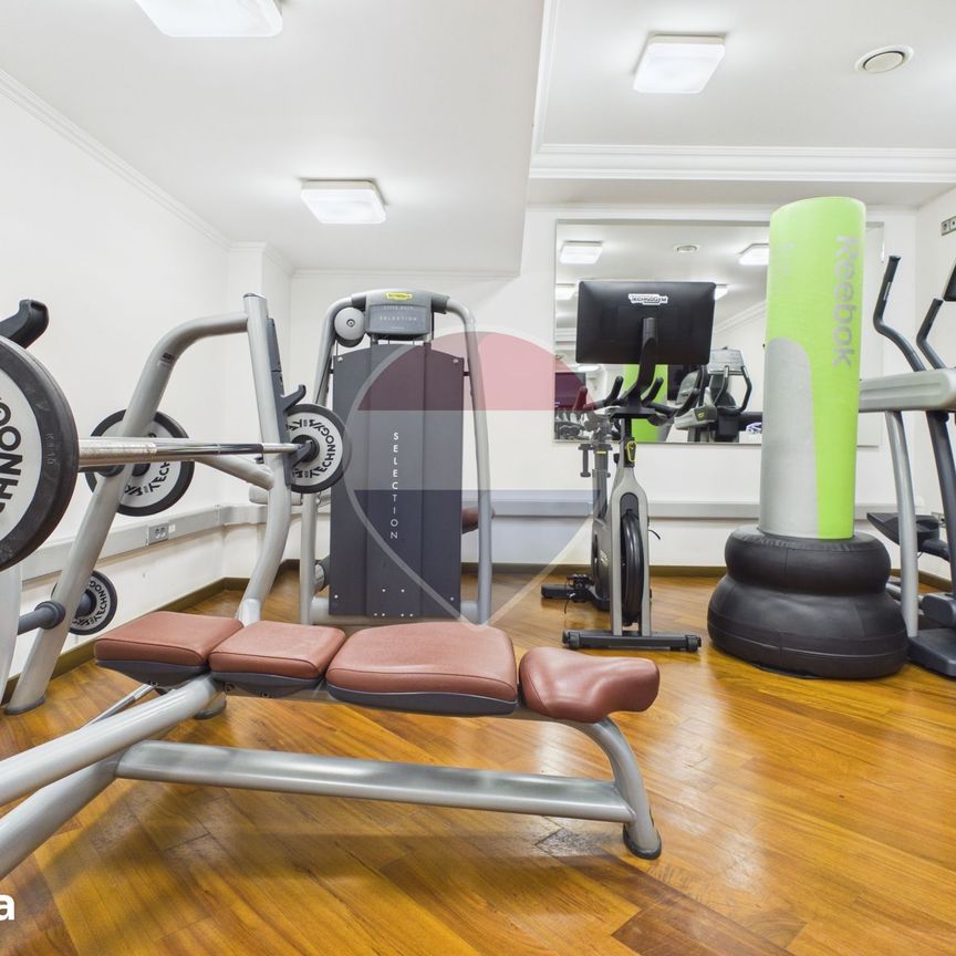 Apartament premium 2 camere |Piața Romană |Rooftop |Parcare subterană - Fotografie 1