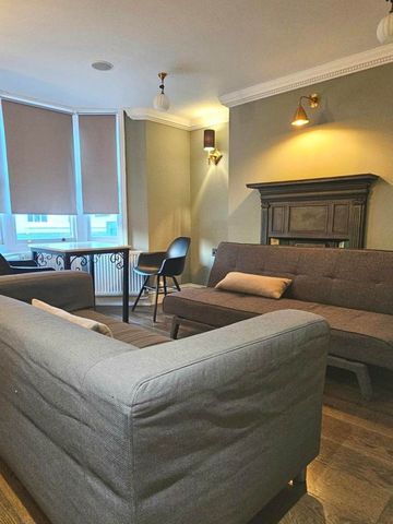 2 Bed Flat, Gardner Street, BN1 - Photo 3