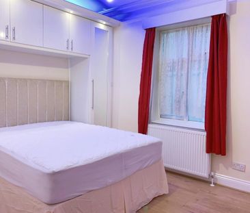 The Vale, Acton, W3 - Photo 1