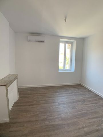 maison 4 pièces 62m2 MARSEILLE 16EME 1 020 euros - Photo 3