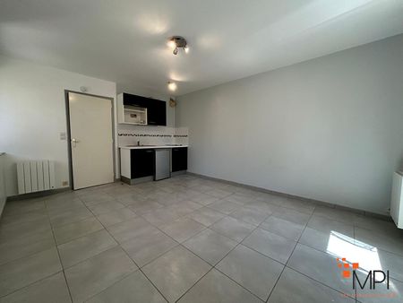 Location Appartement 1 pièce 22m² - Photo 5