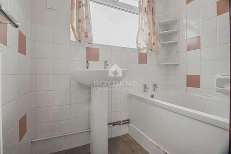 Rush Green Road, Clacton On Sea, CO16 - Photo 5