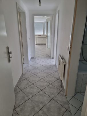 Schöne 2 Zimmer Dachgeschosswohnung in Köln Dellbrück - Photo 1