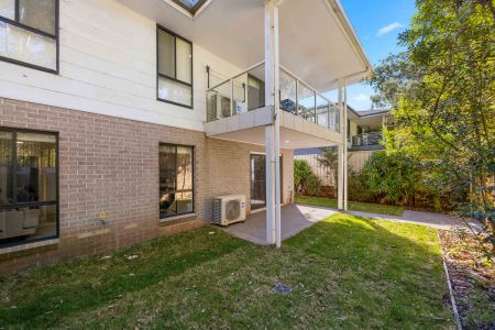 Ground Floor Apartment - With Airconditioning! - Photo 5