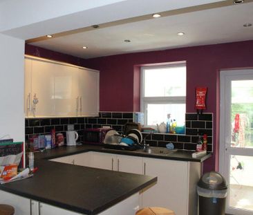 5 bedroom house to rent - Photo 3