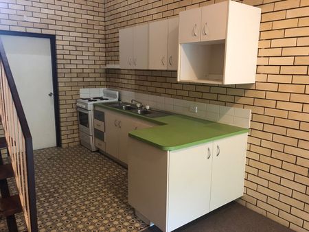 One Bedroom Unit in the Heart of Petrie - Photo 3