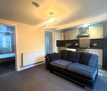 £775 PCM, Furnished One Bedroom Flat in Penarth Road, Grangetown, C... - Photo 3