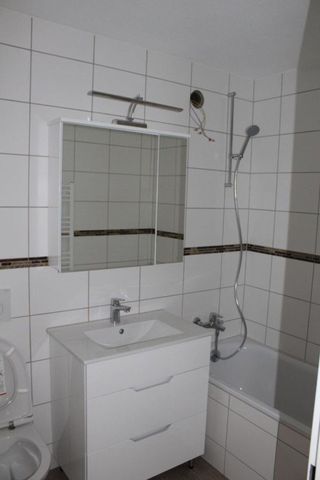 Rent a 5 ½ rooms apartment in Langenthal - Photo 5