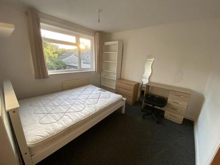 3 bedroom house share to rent - Photo 3