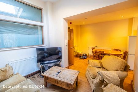 19 Melbourne Street - Photo 2