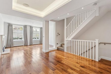 5 bedroom end of terrace house to rent - Photo 2