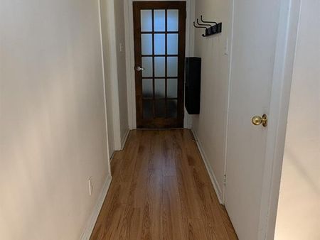 Unit None: Entire unit - Photo 2