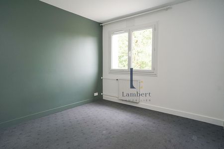 Location Appartement 4 pièces 94m² - Photo 2
