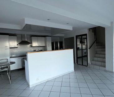 Location Maison 5 pièces 131m² CEYRAT 63122 - Photo 3