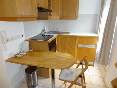 Flat 28 Cartwright Gardens, Bloomsbury WC1H 9EH - Photo 2