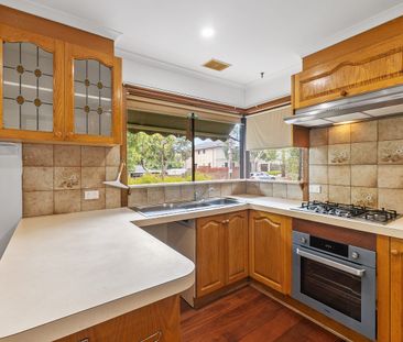 Spacious One Bedroom Unit - Photo 4