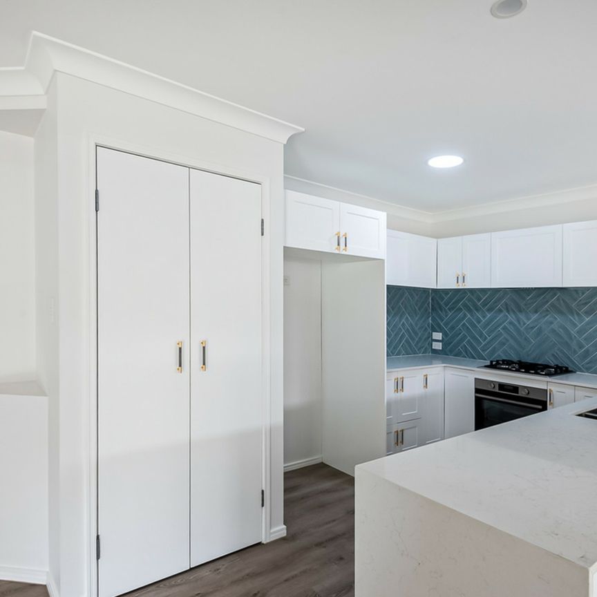 17 Glenafton Court, Ormeau QLD, Belconnen - Photo 1