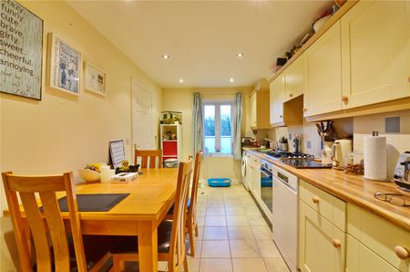 Pear Tree Avenue, Long Ashton - Photo 3