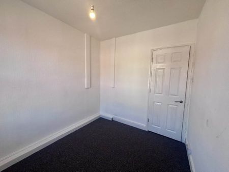 Nowell Terrace, Harehills, Leeds - Photo 2