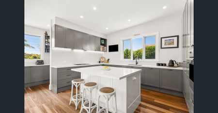 Stunning home invites premier Naremburn lifestyle - Photo 5