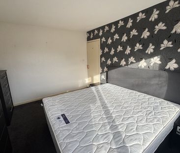 Lamb Hill Close - Photo 3