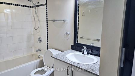 For Lease - 33 Sheppard Avenue Unit# 1112, Toronto, Ontario - Photo 3