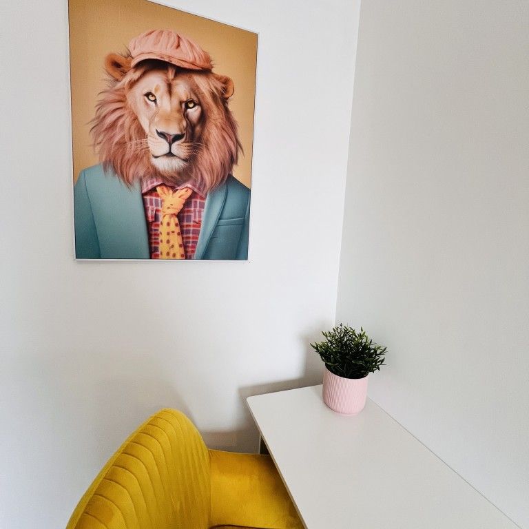 BEDROOM 6 – MEDIUM DOUBLE BEDROOM - Photo 1