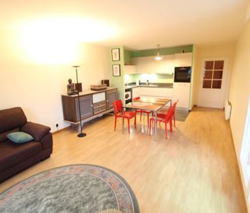 Location Appartement 2 pièces 49m² - Photo 1