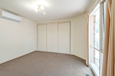 2 Lagnicourt Street, Hampton VIC 3188 - House For Rent | Domain - Photo 5