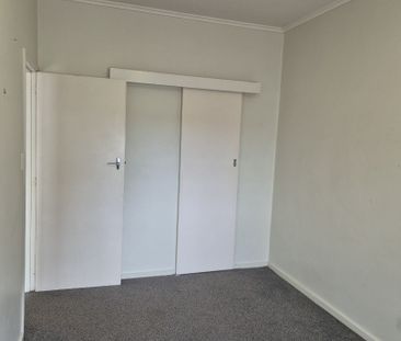 1 Bedroom - Faraday - Photo 6