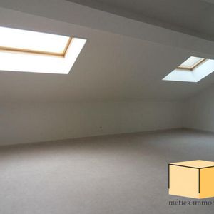 Location Appartement 1 pièce 32m² BELLEY 01300 - Photo 3