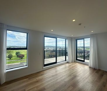 Unit 303, 6 Rauroa Lane, Hobsonville, Auckland - Photo 3