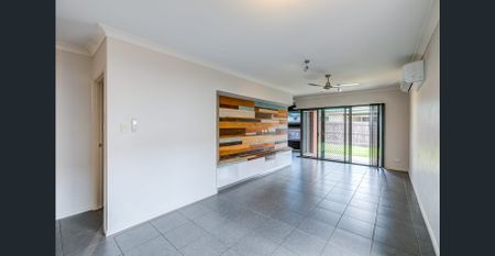 Low Maintenance Home - Photo 4