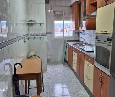 Piso de alquiler en Centro - Photo 1