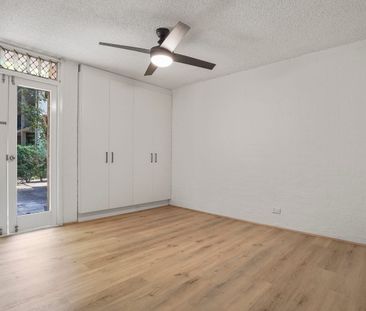 Spacious Three-Bedroom Apartment in a Sought-After St Lucia Location - Photo 3