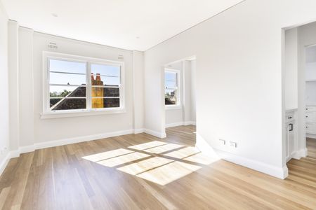 10/4 Henrietta Street, Double Bay NSW 2028 - Apartment For Rent | Domain - Photo 2