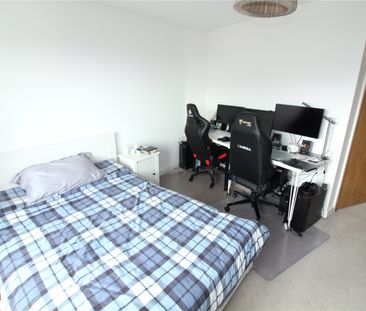 2 Bedroom - Photo 3