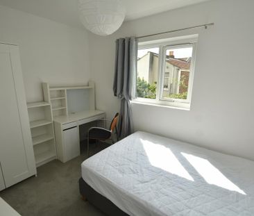 5 bedroom terraced house to rent - Photo 3