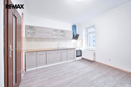 Pronájem bytu 3+1 v osobním vlastnictví 68 m², Aš - Photo 2