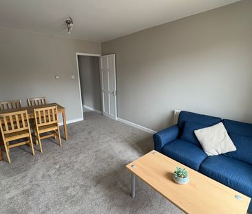 2 Bed Flat, Lynmouth Road, RG1 - Photo 4