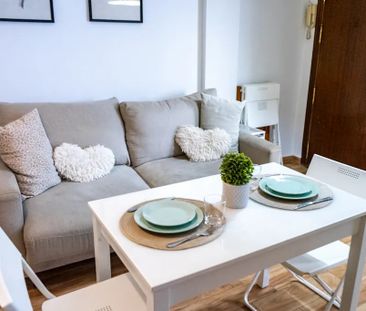 Calle Maestro Arrieta, Sevilla, Andalusia 41010 - Photo 4