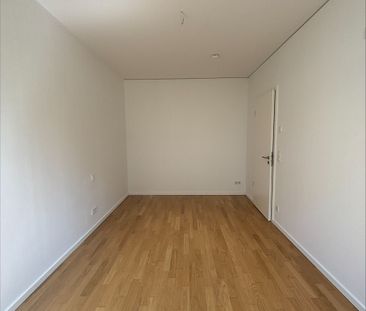 Moderne 2-Zimmer-Wohnung mit sonnigem Balkon und Einbauküche - Photo 2