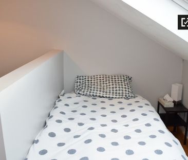 Room for rent in 4-bedroom apartment in Glasnevin, Dublin - Photo 3