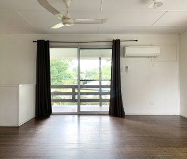 3 BEDROOM HIGH-SET HOUSE WITH OFFICE & DECK! - Photo 4