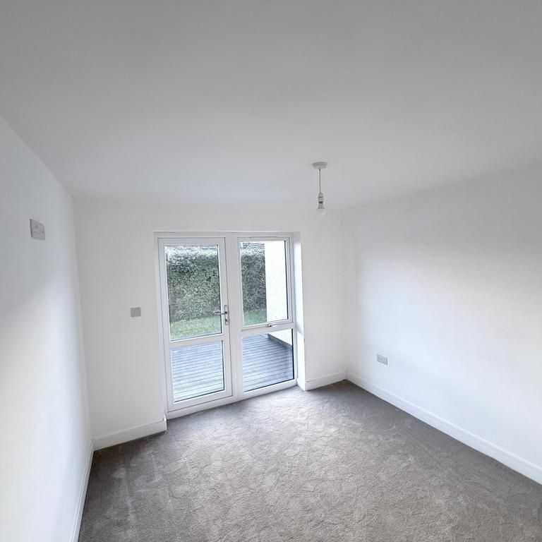 3 bedroom bungalow to rent - Photo 1