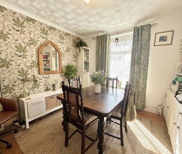 Milford Haven, Milford Haven, SA73 - Photo 2