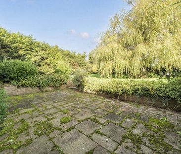 Foxholes Hill, Exmouth, Devon, EX8 - Photo 1