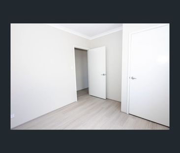 6B Vigilant Street, Two Rocks, WA 6037 - Photo 4