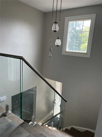 For Lease - 33 Mackay Street, Brampton, Ontario - Photo 4